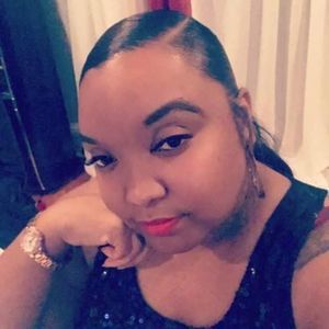 Meet your Posher, Mia